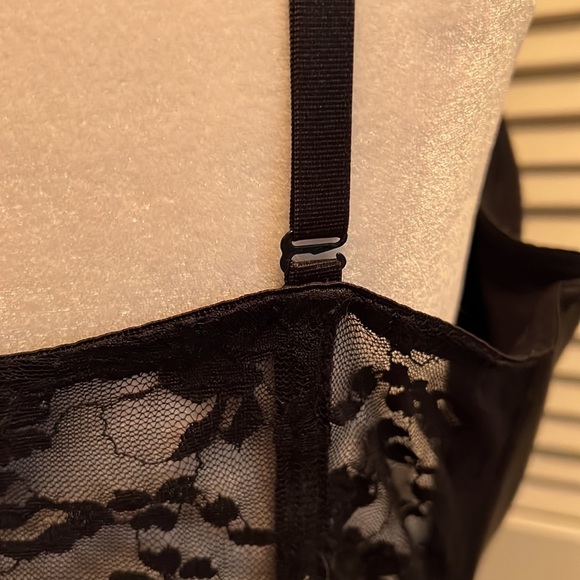 Seven ‘til Midnight Corset style Lace Up Lingerie Bustier Top 1X/2X - Picture 6 of 11